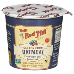 Bob's Red Mill open cup with oats, blueberries and hazelnuts ready to prepare