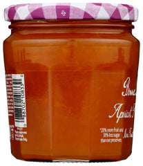 Bonne Maman apricot jar label detail showing brand and ingredient clarity