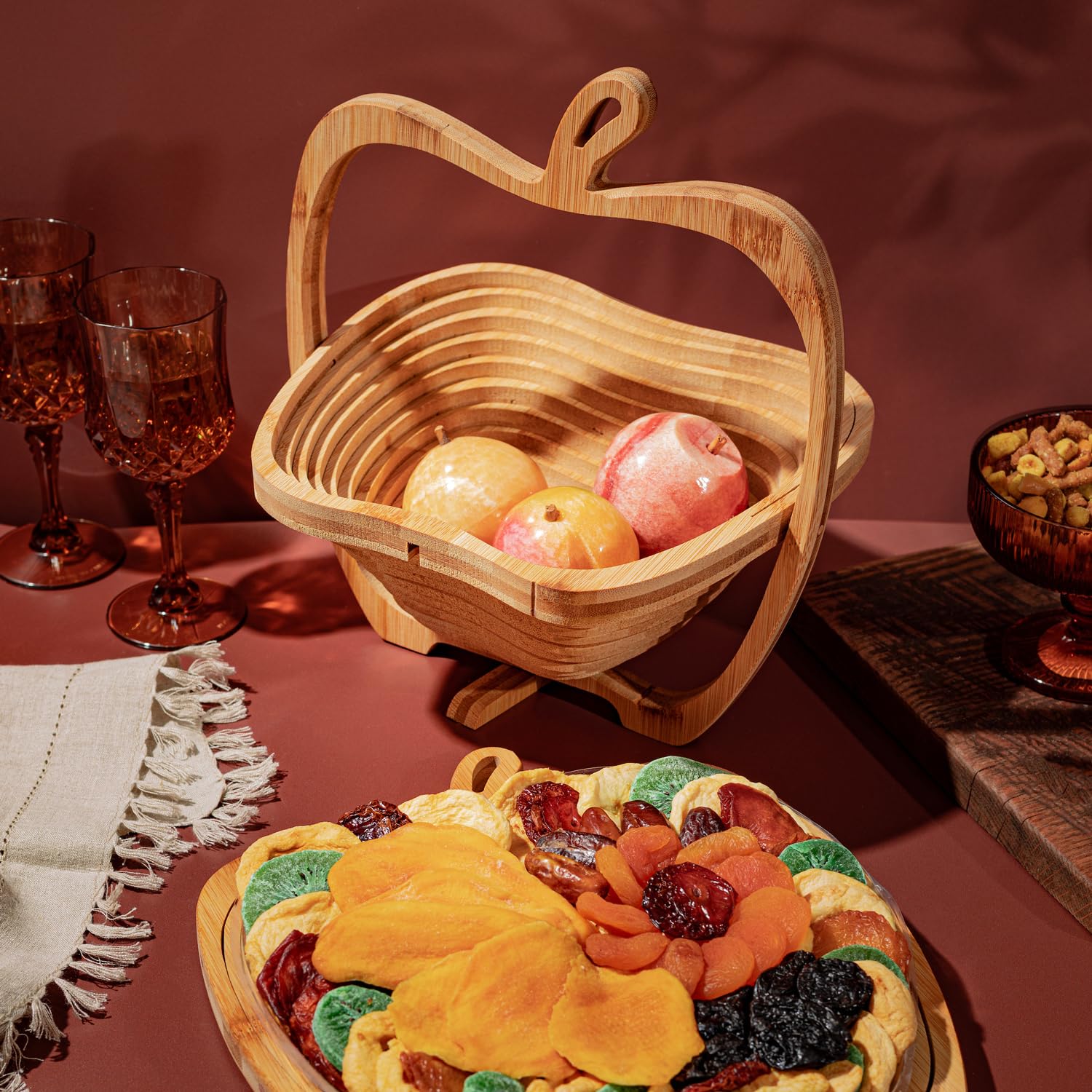 BONNIE AND POP lifestyle table centerpiece demonstrating elegant gifting benefit