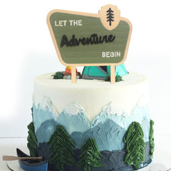 BOOMPA topper placed on a frosted cake demonstrating clean, residue-free contact