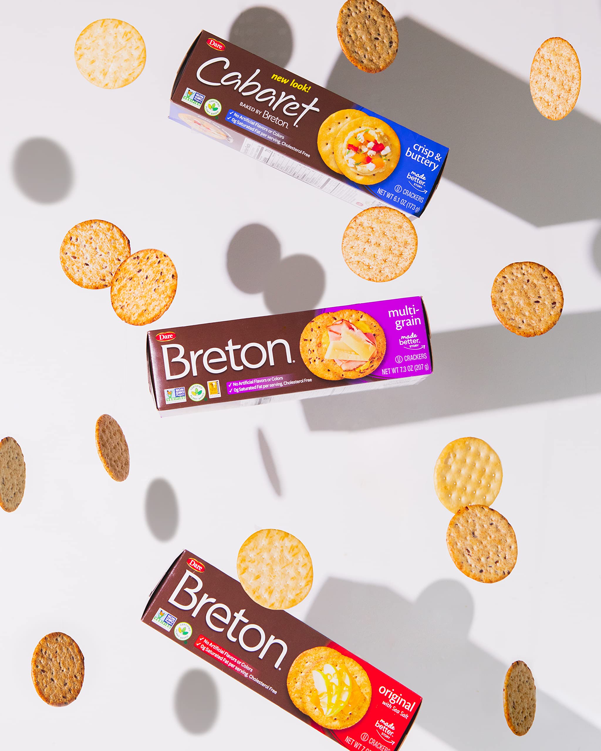 Breton crackers on a picnic blanket demonstrating portability and outdoor snack convenience