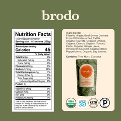 Brodo clear broth surface close-up highlighting rich, clean texture