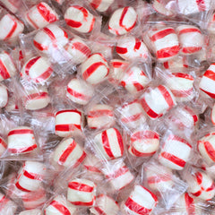 Bulk Bites texture close-up revealing soft peppermint puff surface benefit