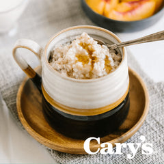 close-up of Cary's syrup texture highlighting glossy low-calorie consistency and smooth pour