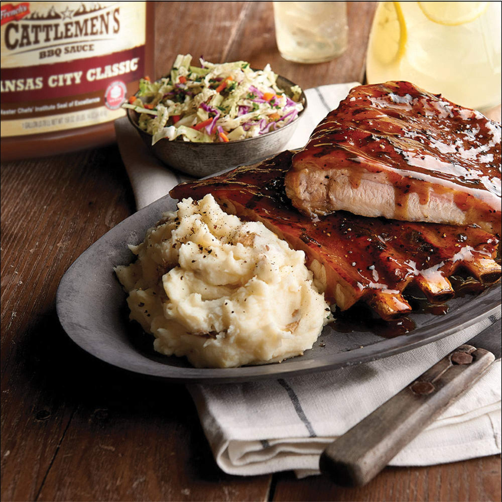 Cattlemen's tomatoes, molasses and spices display showing premium-ingredient benefit