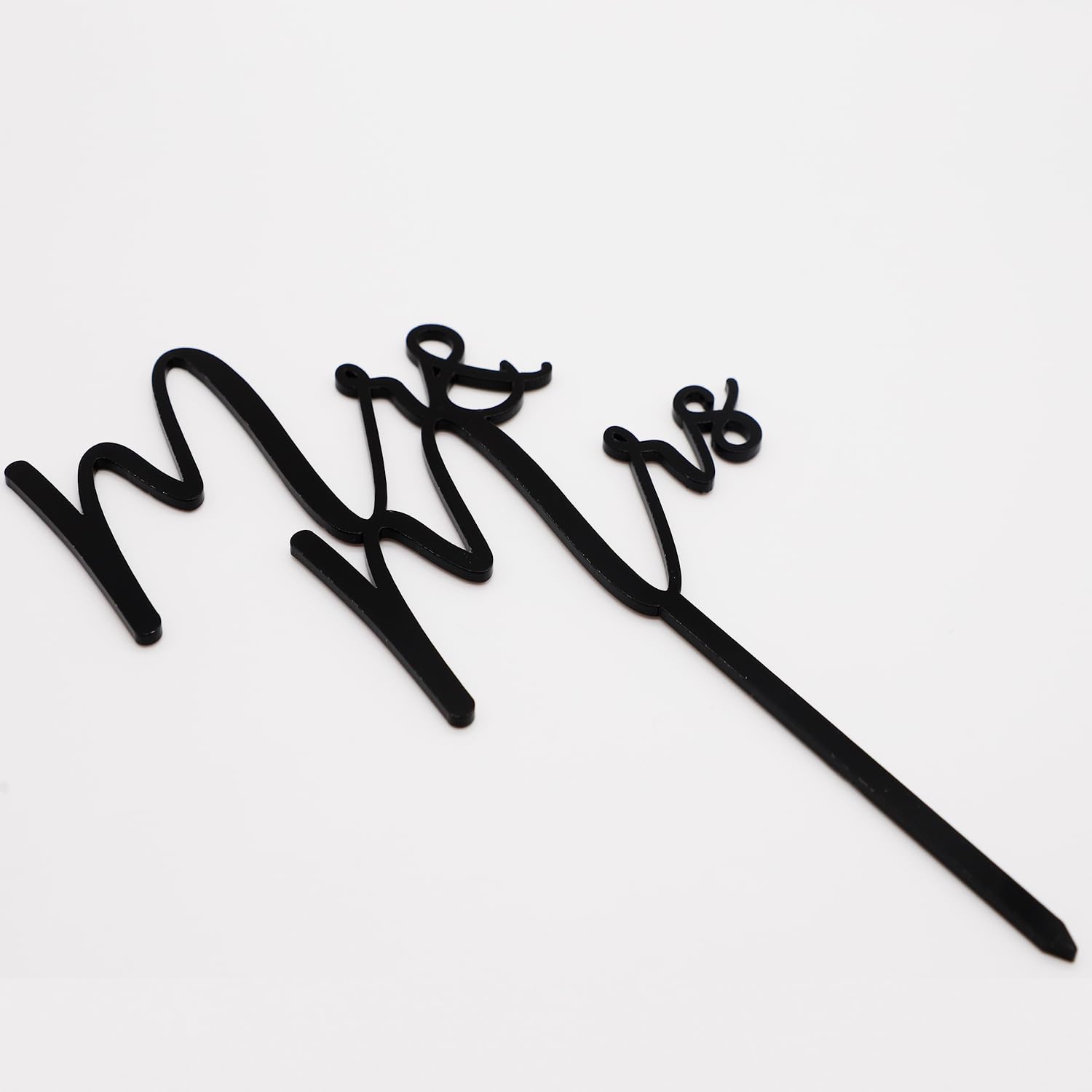 CC TOWN topper beside a ruler to show 7.4 by 4.72 inch scale for accurate sizing