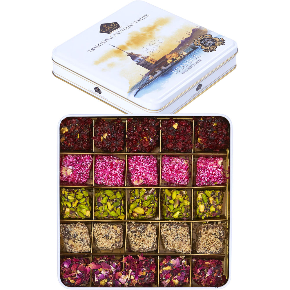 Çerez Pazarı opened tin revealing assorted Turkish delight pieces for sharing