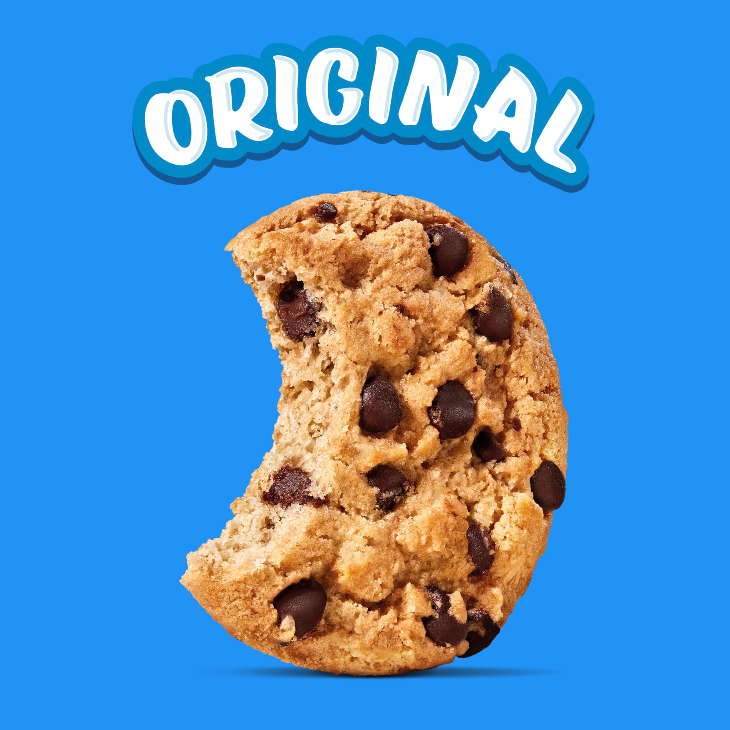 Chips Ahoy! stacked snack packs illustrating easy storage benefit