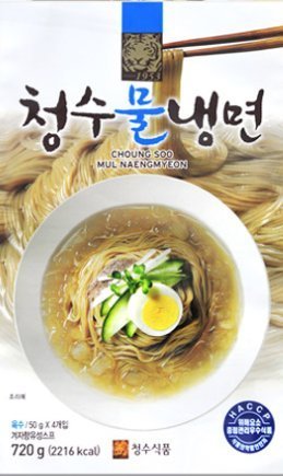 Choung Soo noodle close-up texture highlighting firm buckwheat bite for ideal chew