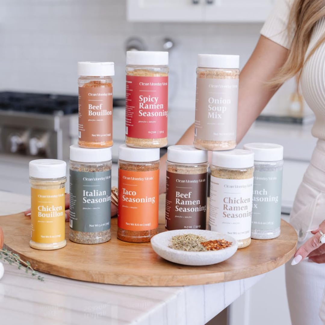 Clean Monday Meals jarred and used in meal prep bowls showing time-saving, batch-cooking benefits