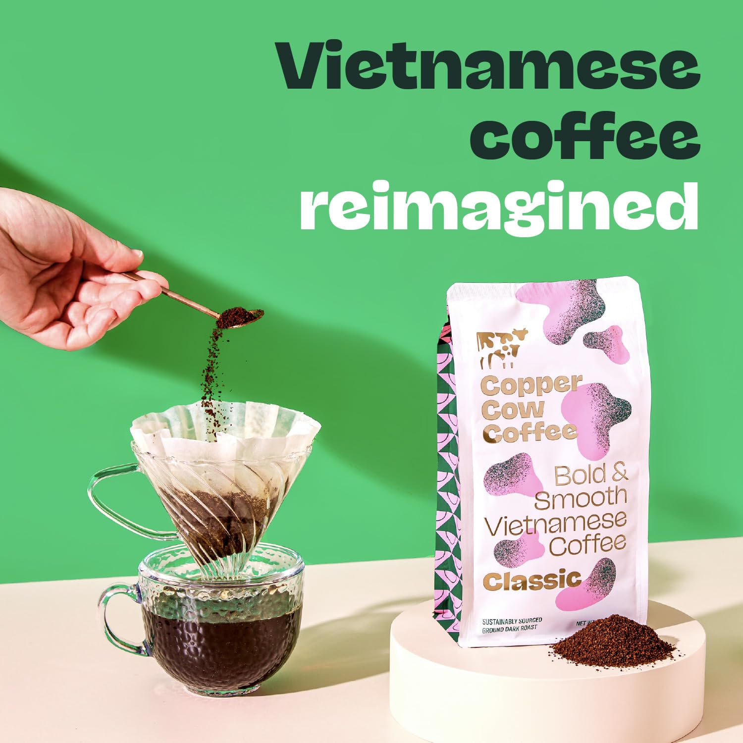 Copper Cow French press pour to show full-bodied extraction and robust crema benefit