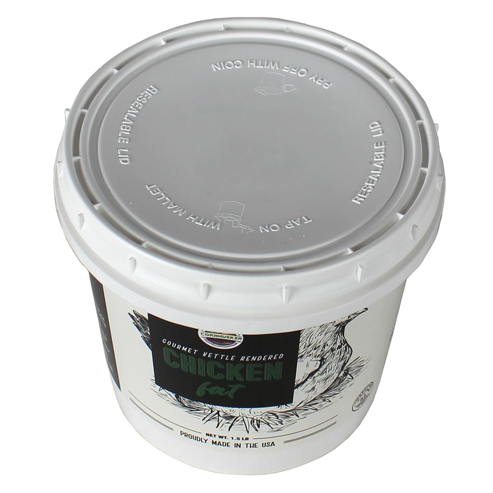 Cornhusker Kitchen tub next to measuring cup showing 1.5 lb size and serving estimate