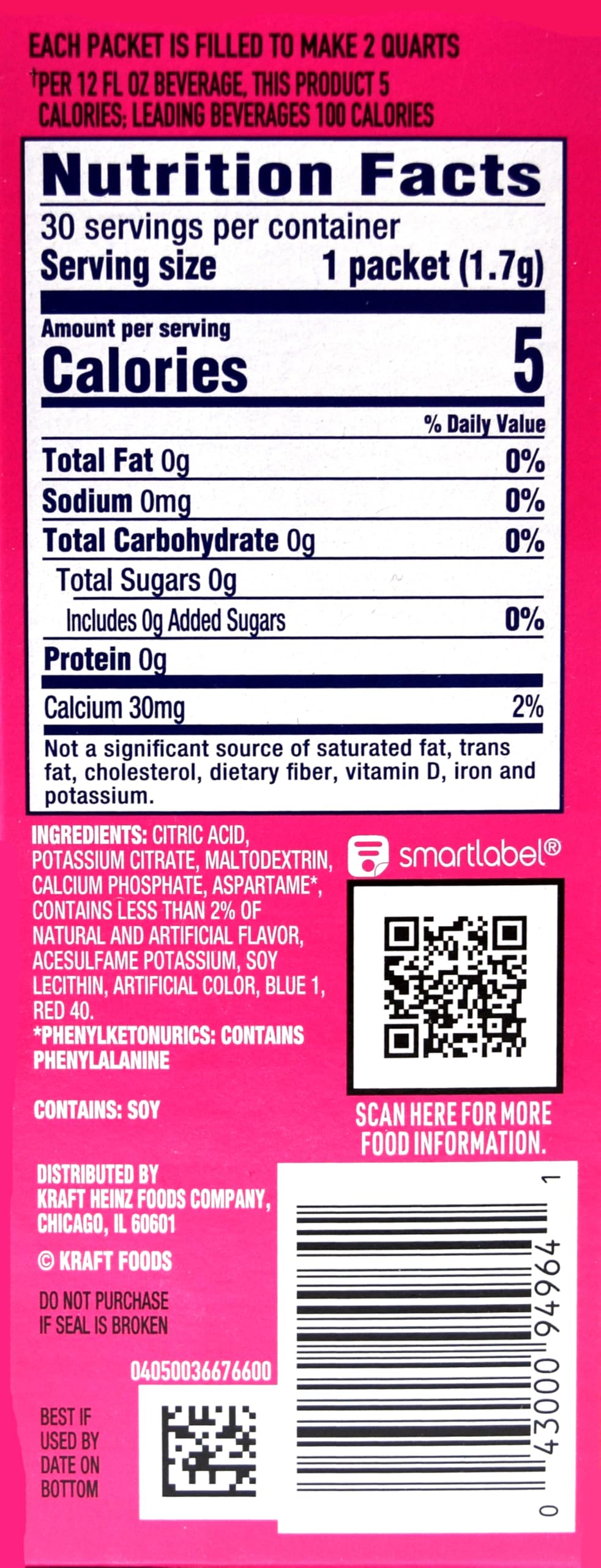 Close-up scoop of Crystal Light powder, precise portioning for consistent taste