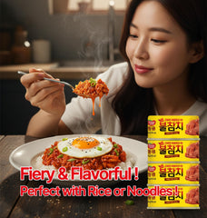 DAHLORE Dongwon open can revealing tuna in chili sauce for instant meals
