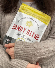 Dandy Blend spoonful of instant powder ready to mix, highlighting quick-dissolve convenience