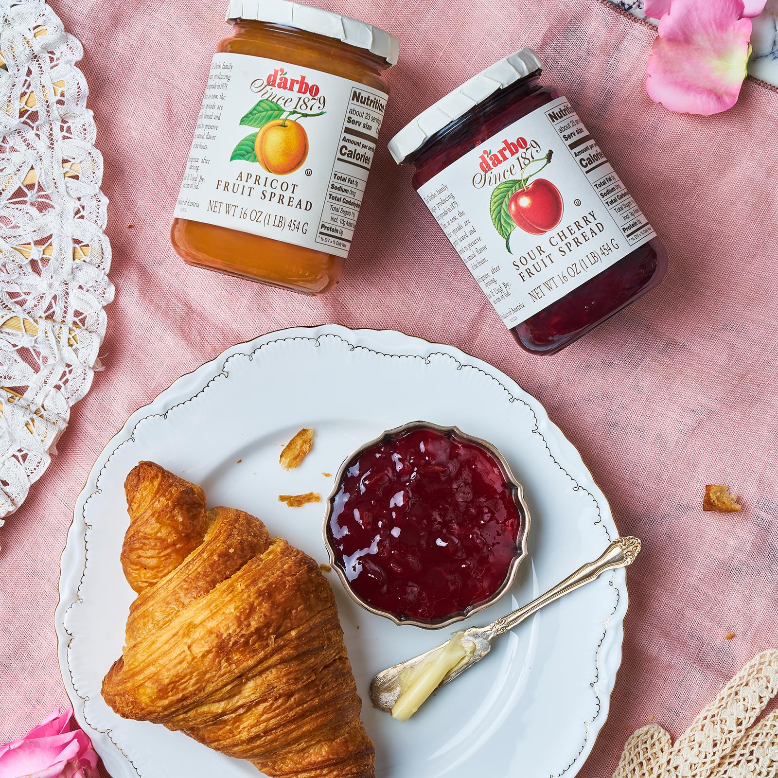 D’arbo spread on toast demonstrating easy spreading and vibrant cherry taste