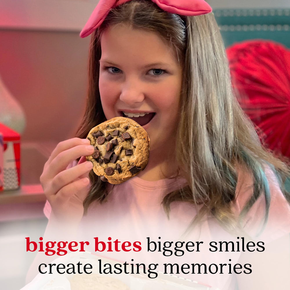 David's COOKIES open tin with eight cookies arranged to show fresh-baked quantity