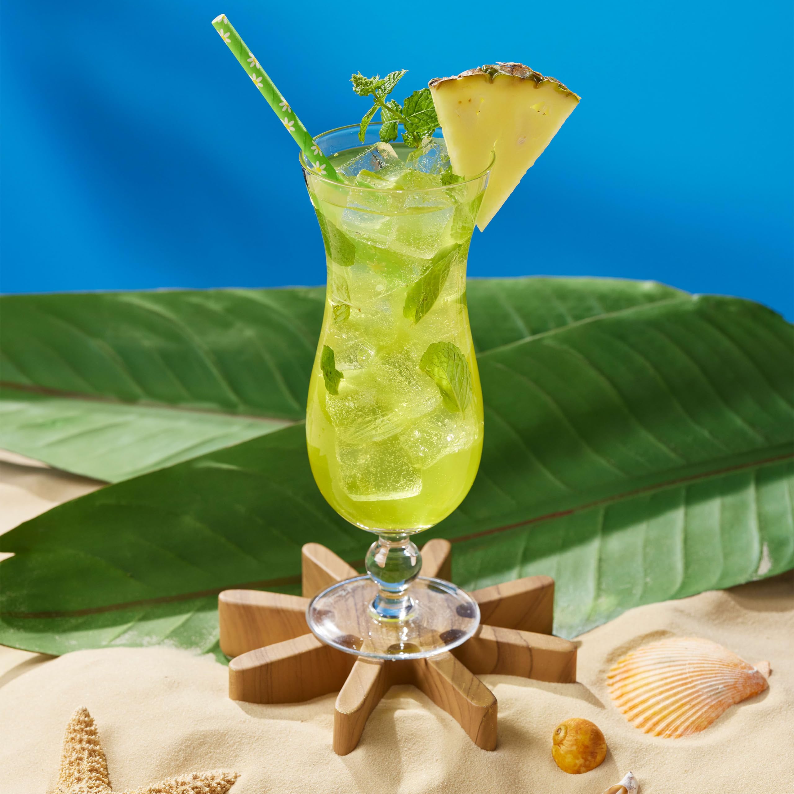 DaVinci Gourmet syrup in a cocktail with garnish showcasing mixology use