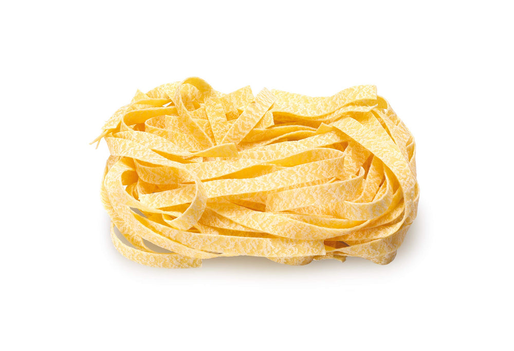 De Cecco pasta texture close up with rough bronze-drawn surface for sauce cling