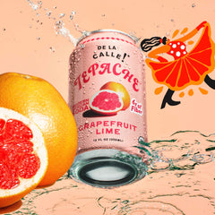 Close-up of De La Calle Tepache bubbles and texture showcasing effervescence and refreshing sensation benefits