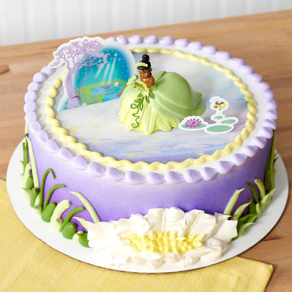DecoPac three-piece set on finished cake creating instant themed centerpiece