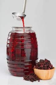 DELICIA poured in glass with ice illustrates refreshing hibiscus drink benefit