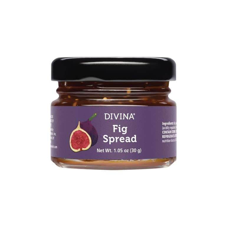 Divina close-up of foil packet highlighting sealed freshness and portability