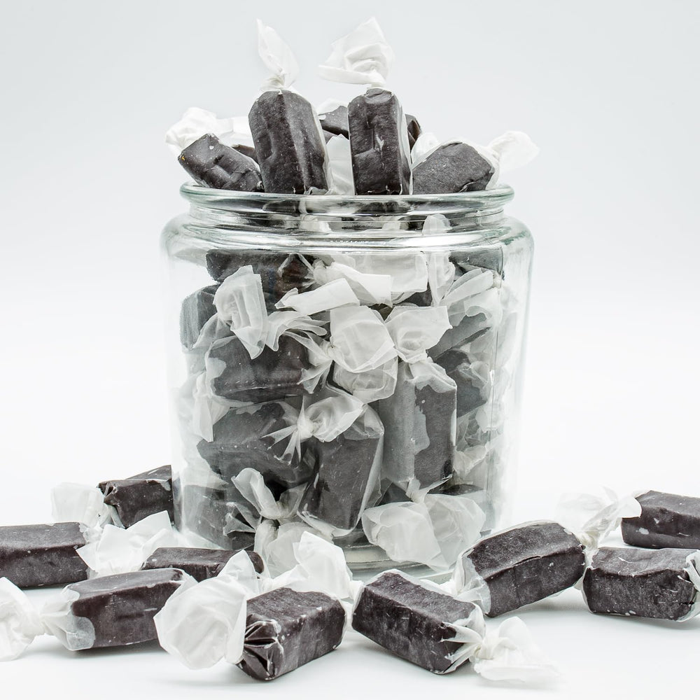 Donty-Tonty caramels melting in bowl for sauce demonstrating smooth melt and versatility