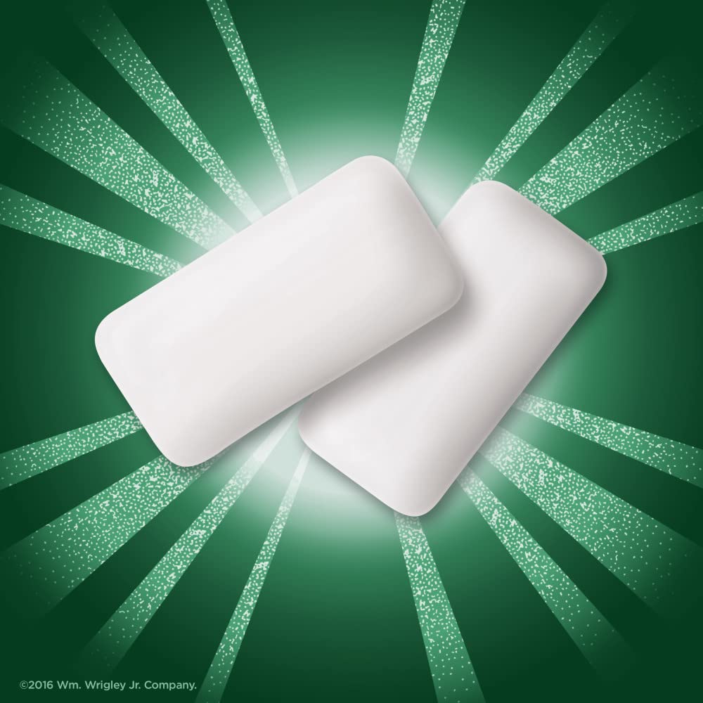 eclipse spearmint open pack close-up highlighting fresh pieces ready to chew