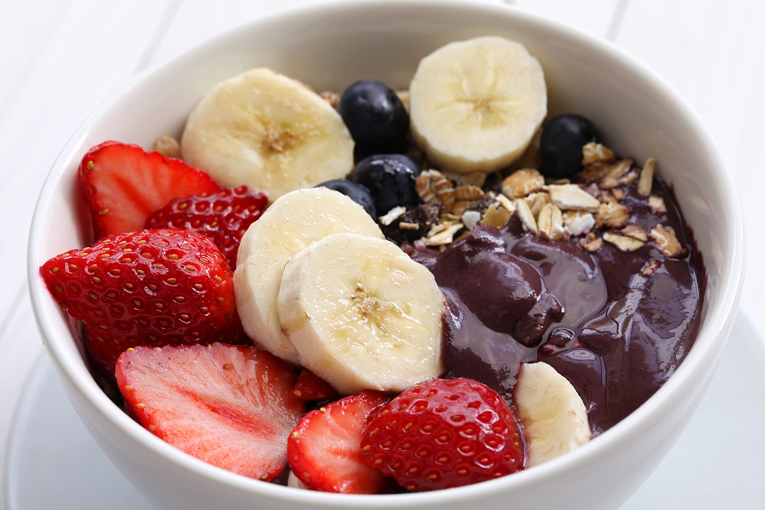 Especial Fruits puree close-up texture displaying thick smooth açaí consistency