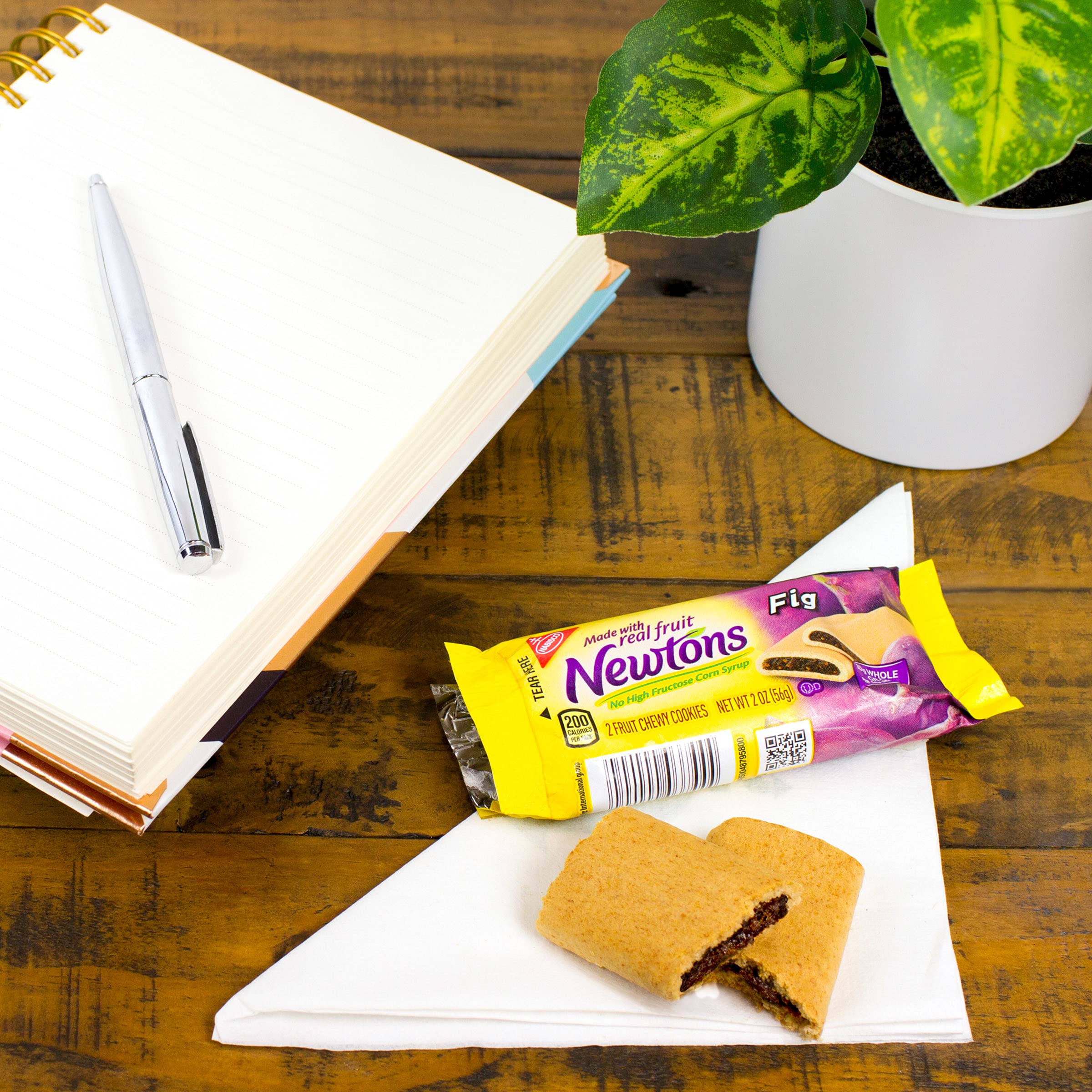 Fig Newtons texture detail highlighting whole grain cookie benefit