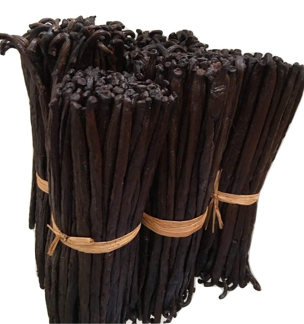 FITNCLEAN vanilla pods in baking scene, shows real-world culinary use