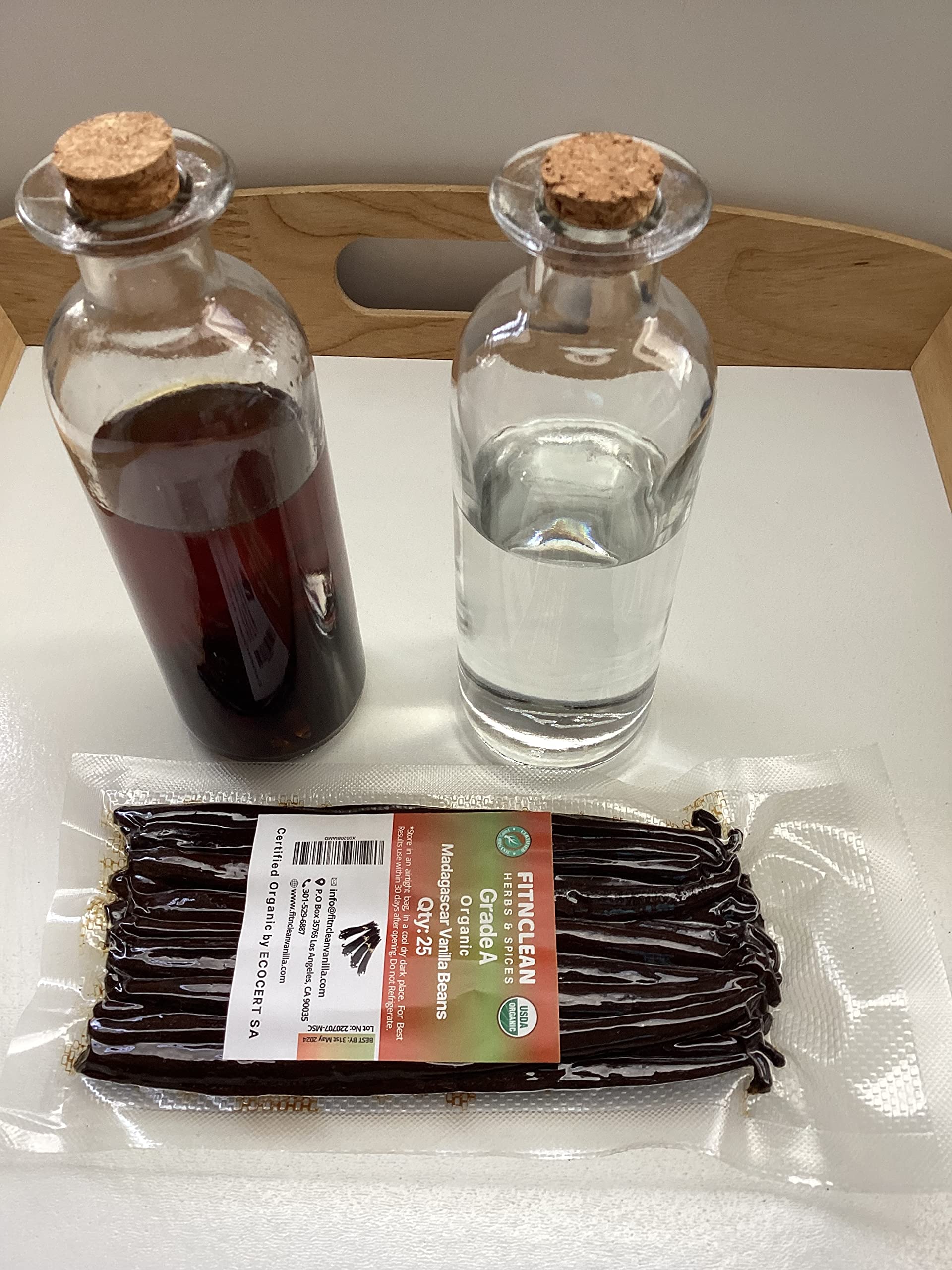 FITNCLEAN vanilla vacuum-sealed bag opened to display moisture retention and long shelf life