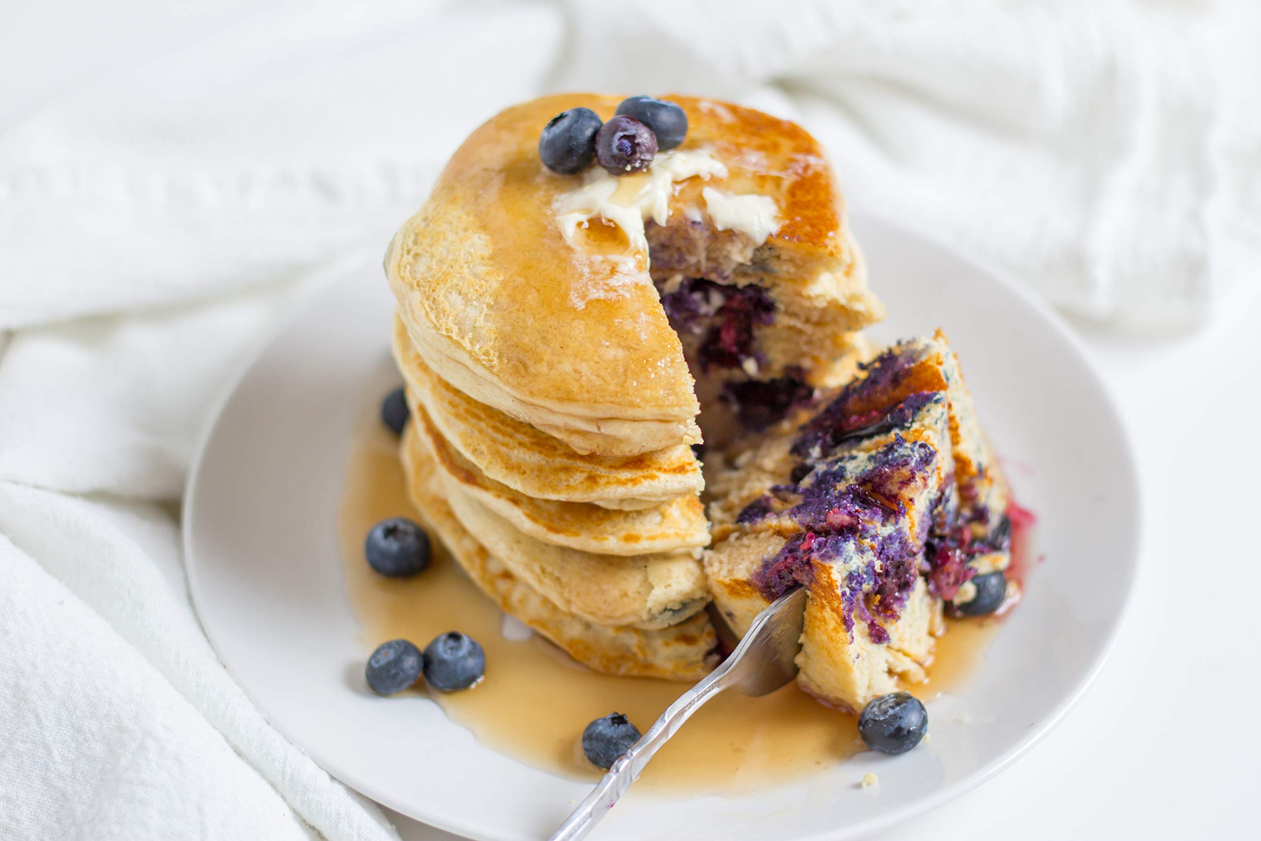 FlapJacked lifestyle kitchen scene with breakfast served for busy mornings benefit