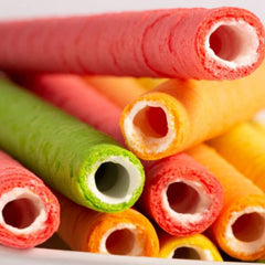 Galerie Kellogg's close-up of wafer straw texture highlighting crispness and fruity flavor promise