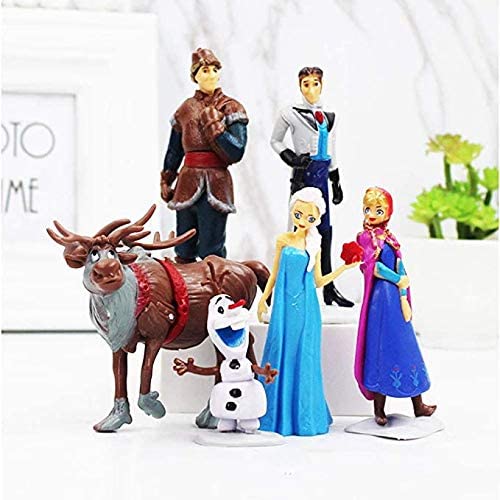 GALLIA close-up of Anna and Elsa figures showing costume detail and color
