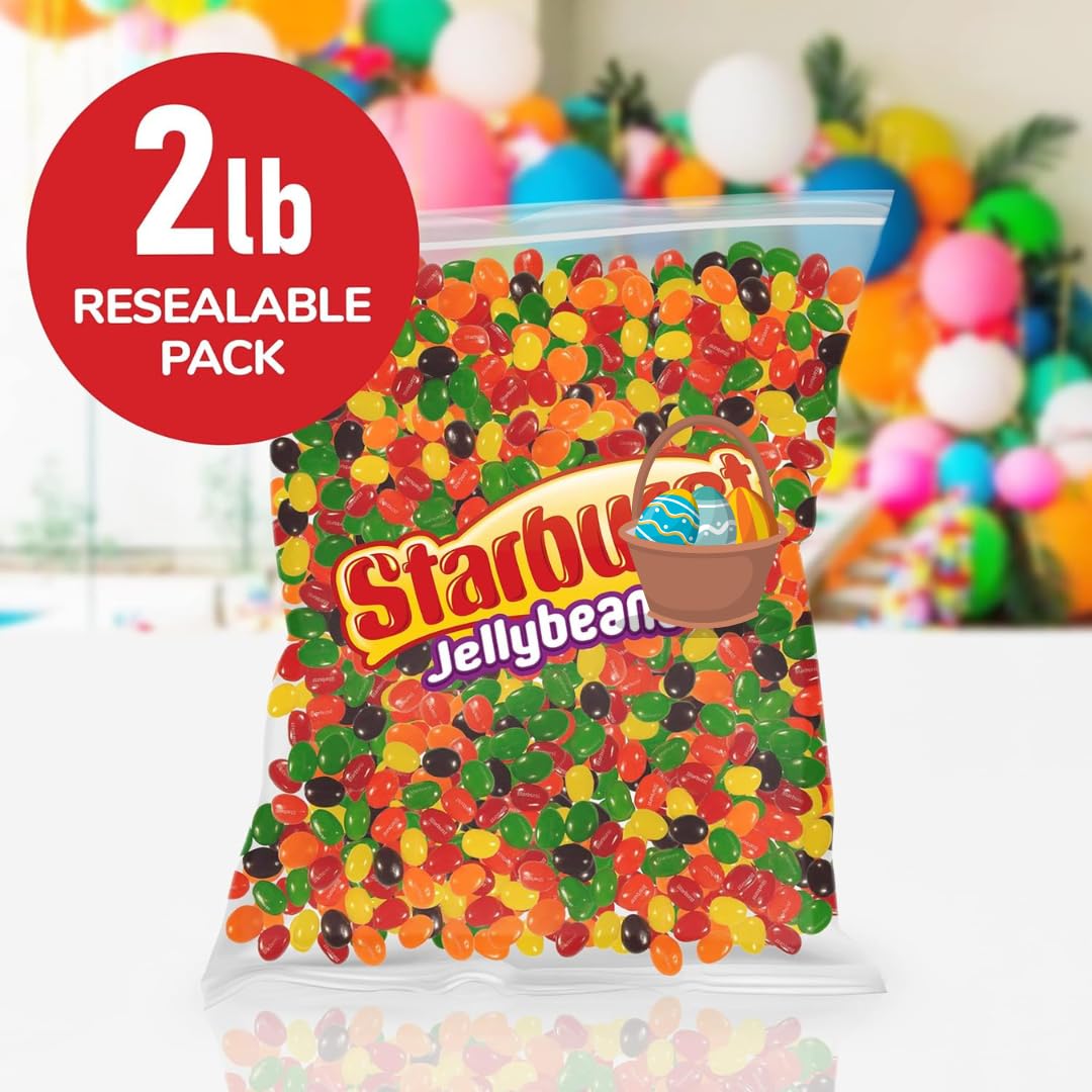 GEEOOLLAH pouring jelly beans into party favor bags for easy portioning