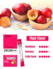 Generic 컨디션 젤리 held in hand to show 18g stick size and travel friendly advantage