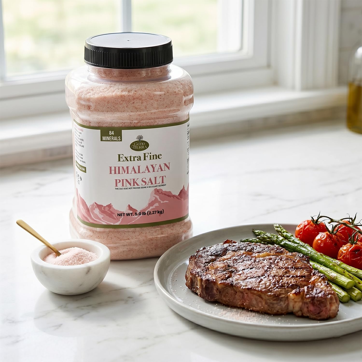 Good Tierra jar next to measuring scale showing 5 lb size for bulk use