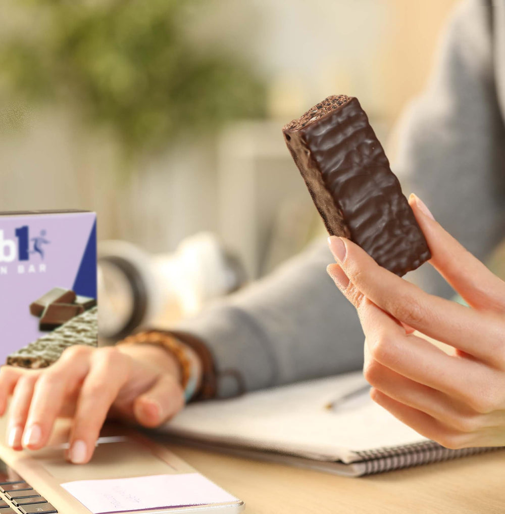 GRAB1 bar cross-section revealing protein-rich center and crunchy rice crisps for satiety