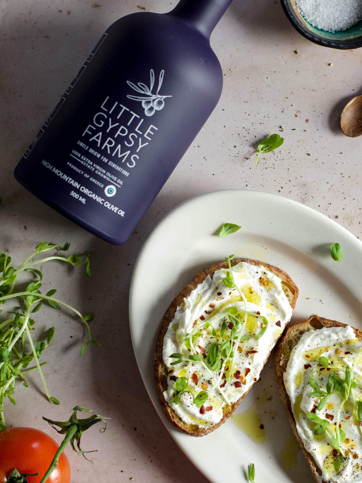Gypsy Farms oil texture close‑up highlighting vibrant green color and freshness