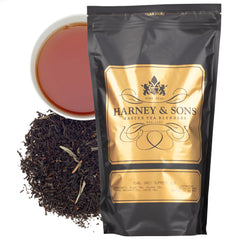 Harney & Sons pouch front view showing product branding and weight benefits