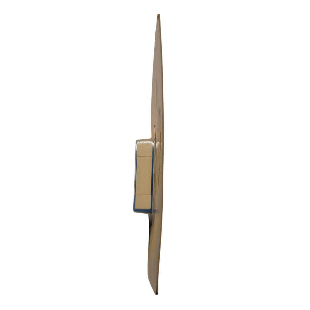 Hermesetas tablet beside teaspoon to show scale and simple single-serve portion control