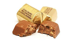 HERSHEY'S gold bowl lifestyle display with foil-wrapped chocolates for parties and gifting