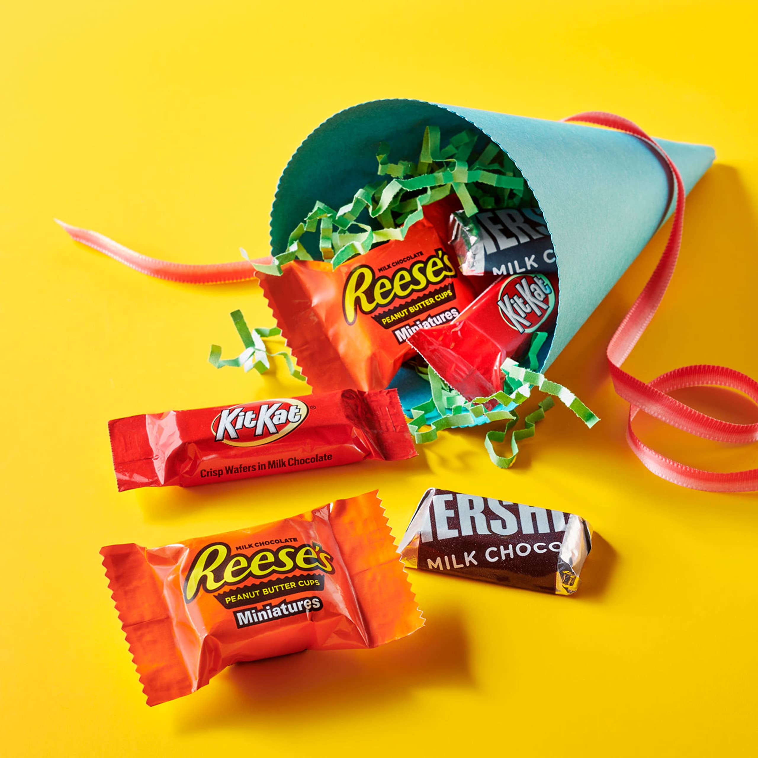 HERSHEY'S label and ingredient panel for product transparency and planning
