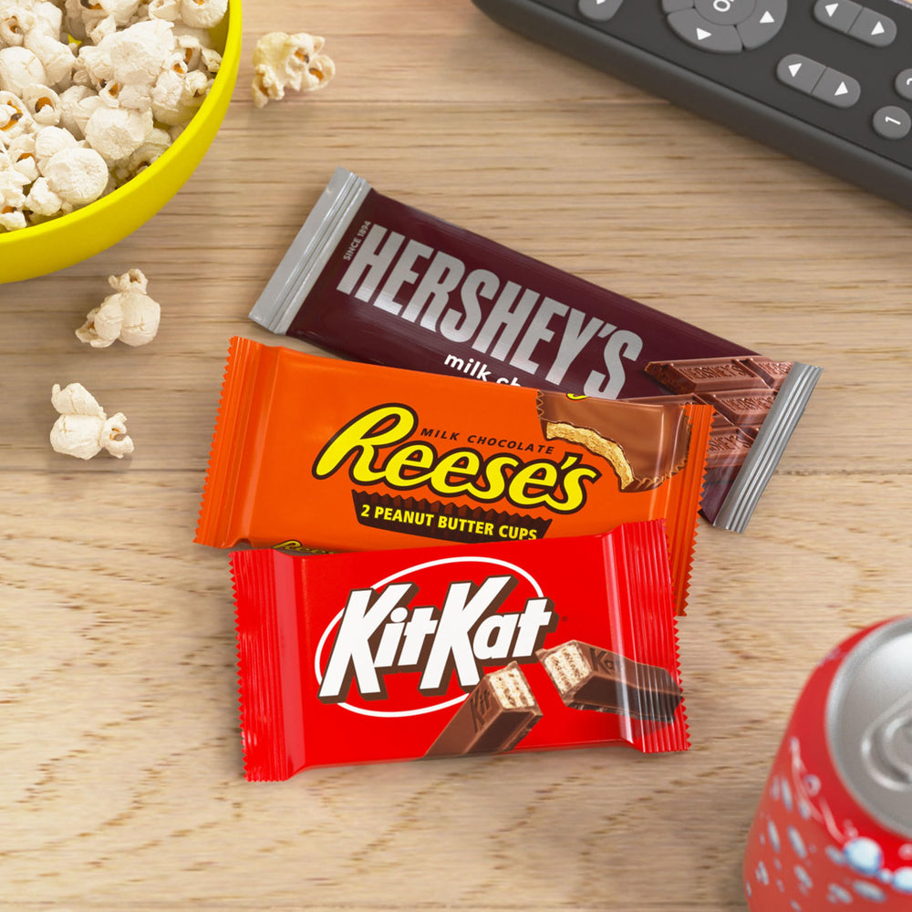 HERSHEY'S assortment displayed on party table for effortless guest serving