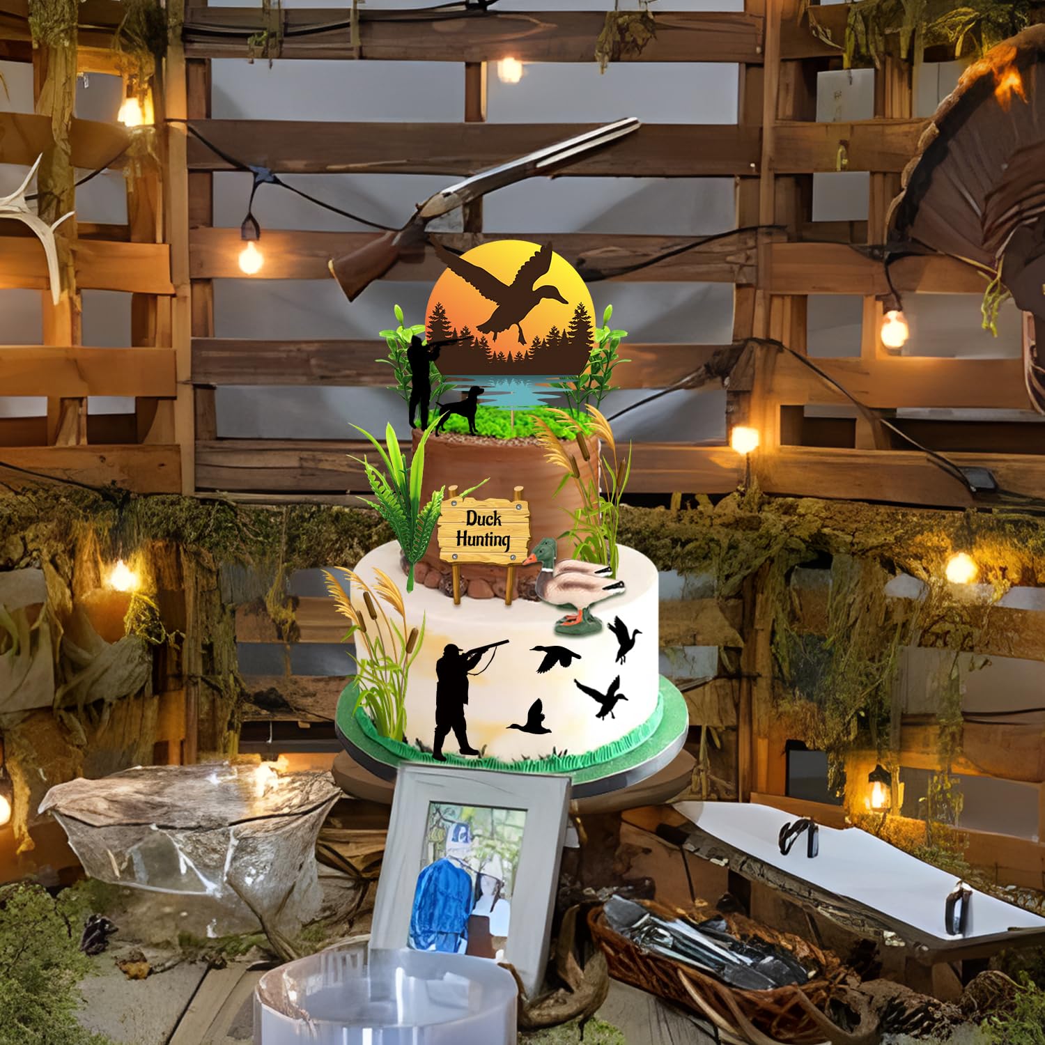 Hokiis toppers arranged on a cake illustrating styling and visual impact