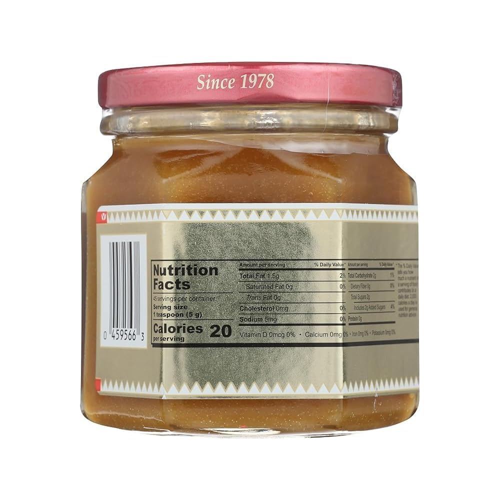 Honeycup label close-up highlighting brand and flavor, clear ingredient benefit
