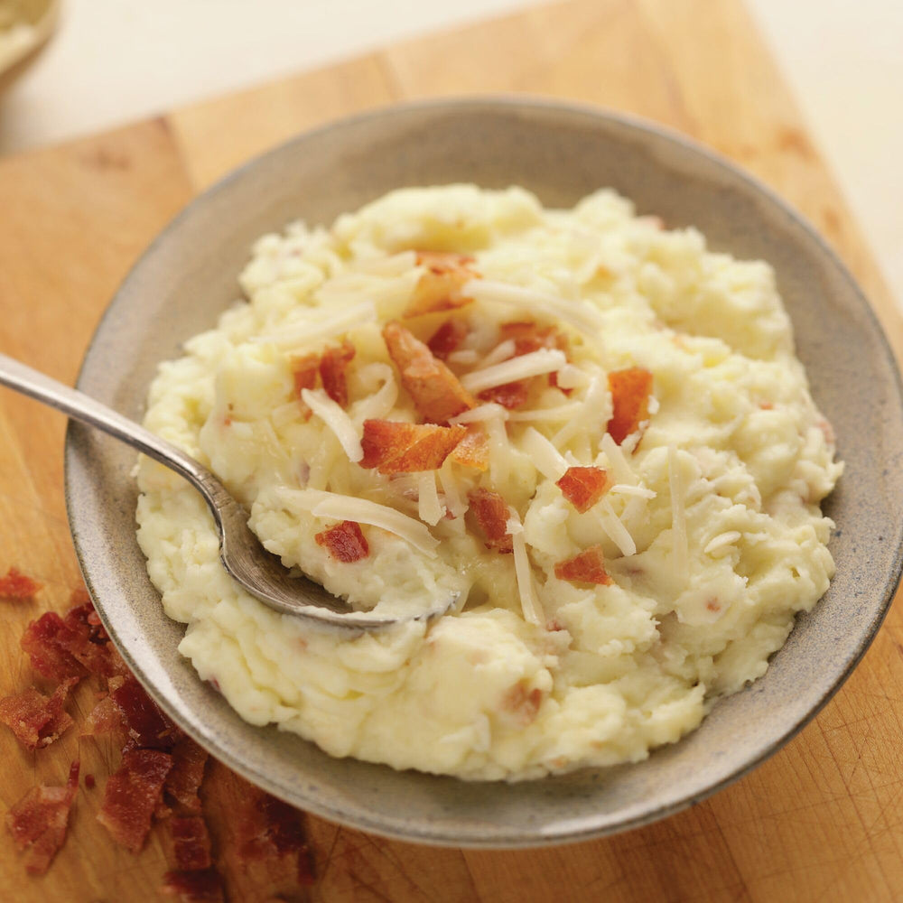 Idahoan served at family dinner illustrating effortless side dish and crowd-pleasing appeal