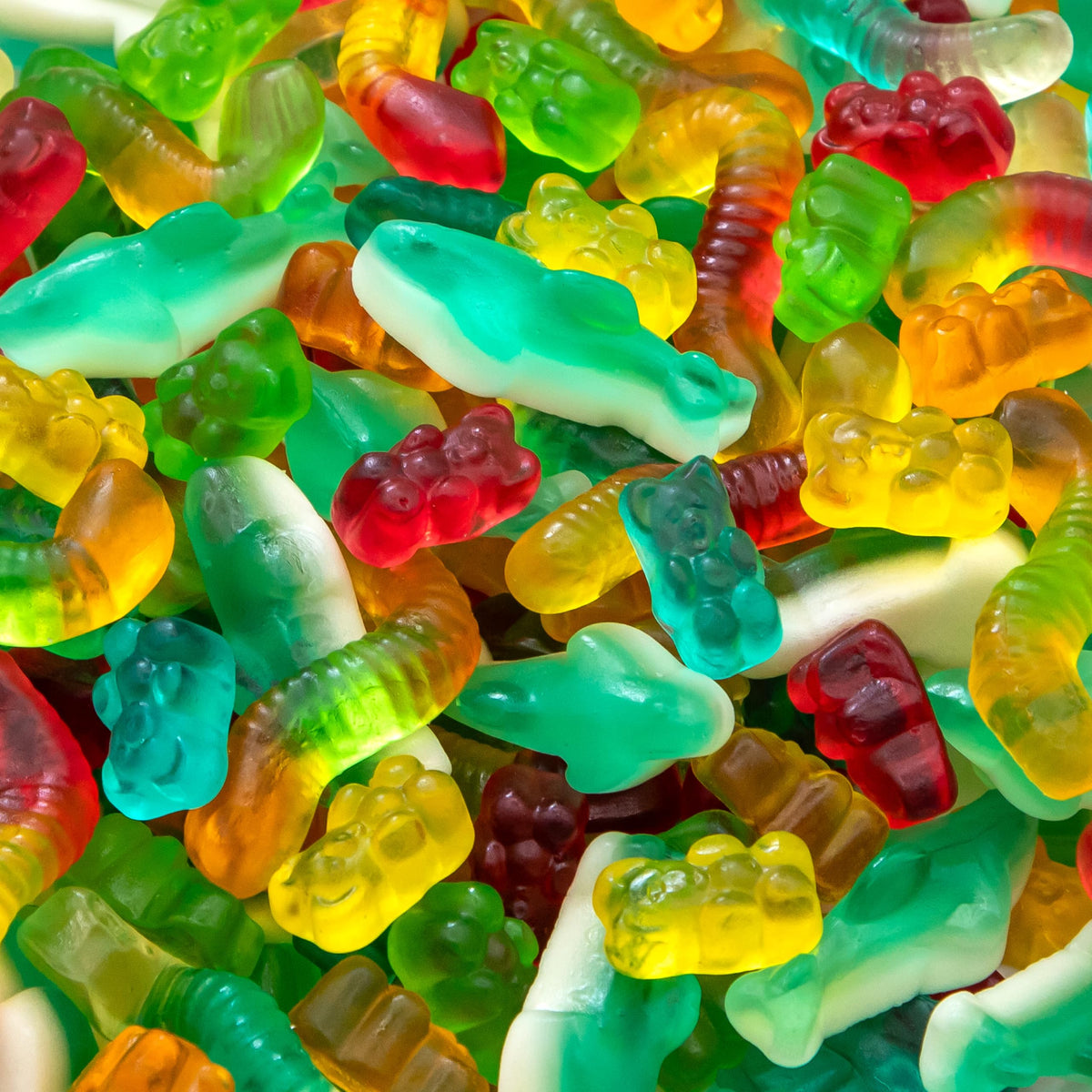 ILIKE! front packaging showing 2 lb dye free gummy mix and fruit flavors